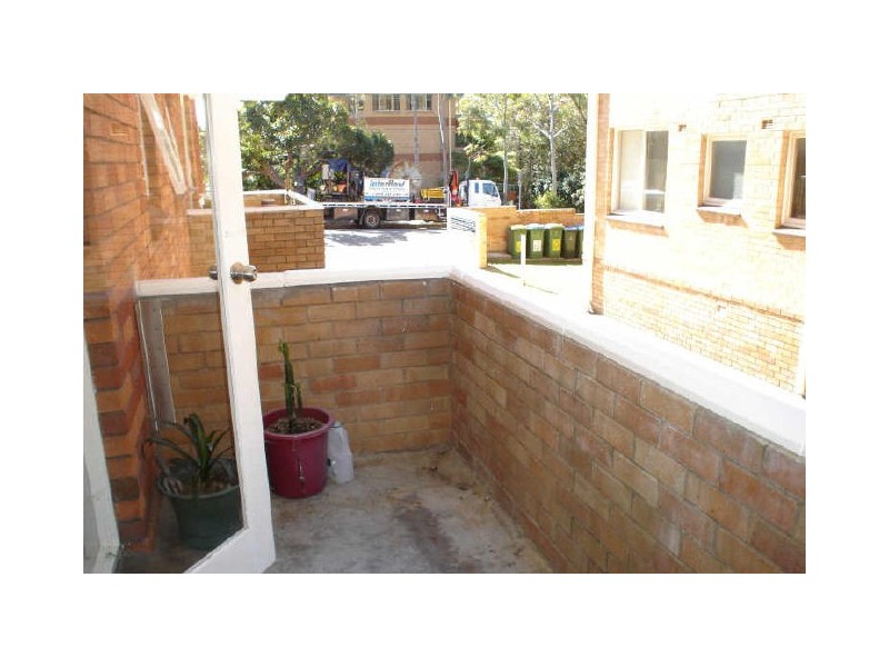 2/89 Pacific Parade, Dee Why NSW 2099