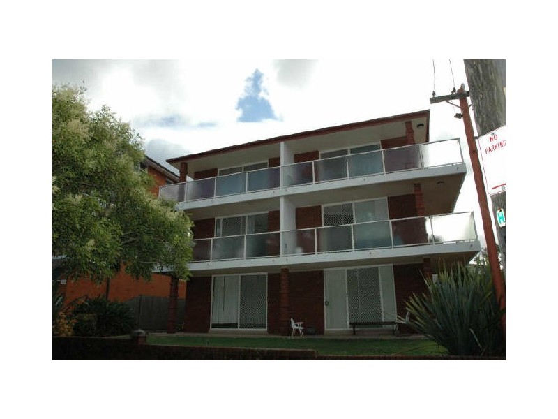 2/4-6 Cassia Street, Dee Why NSW 2099
