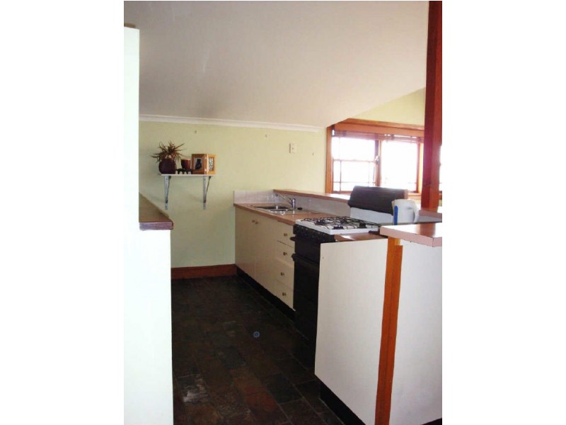 2/64 Pitt Road, North Curl Curl NSW 2099