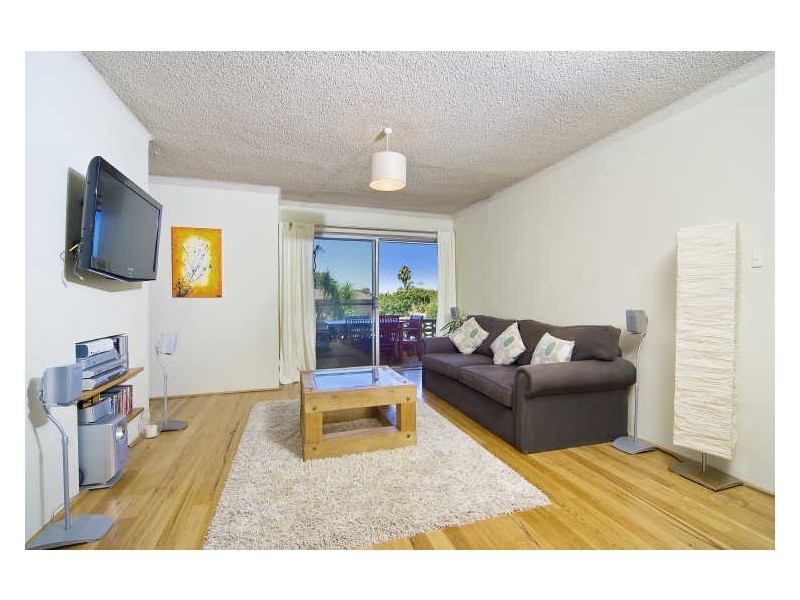 3/100-102 Wyadra Avenue, Freshwater NSW 2096