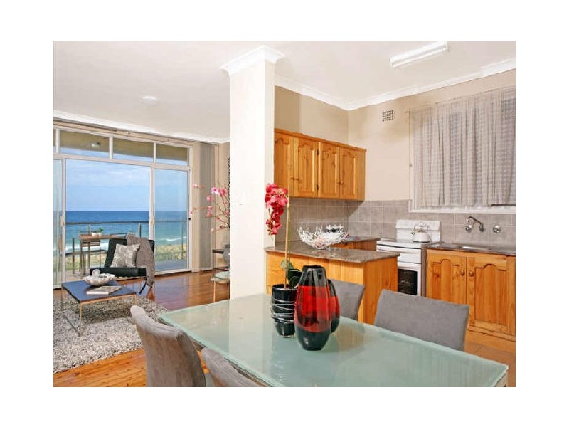 2/119 Ocean Street, Narrabeen NSW 2101