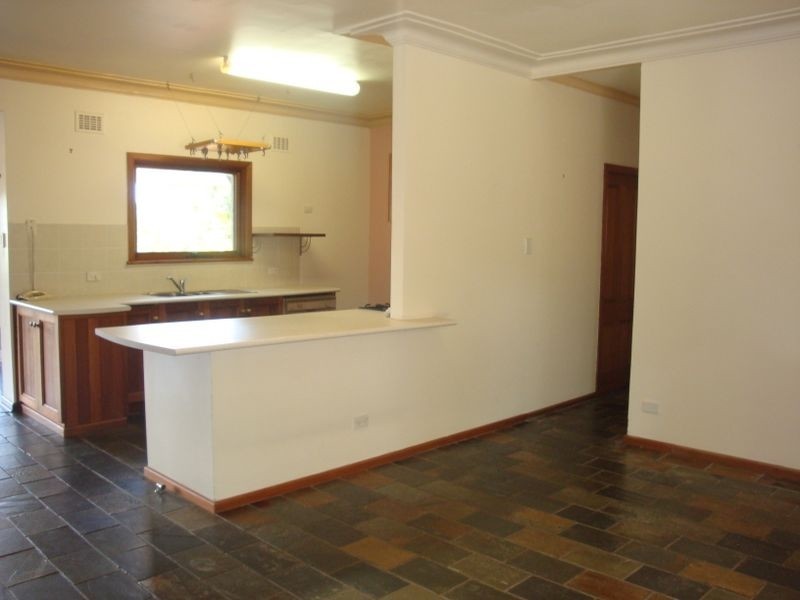 128 Parr Parade, Dee Why NSW 2099