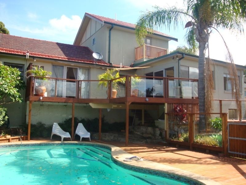 128 Parr Parade, Dee Why NSW 2099