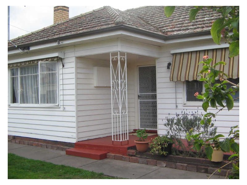 3 Bedwell Avenue, Dandenong VIC 3175