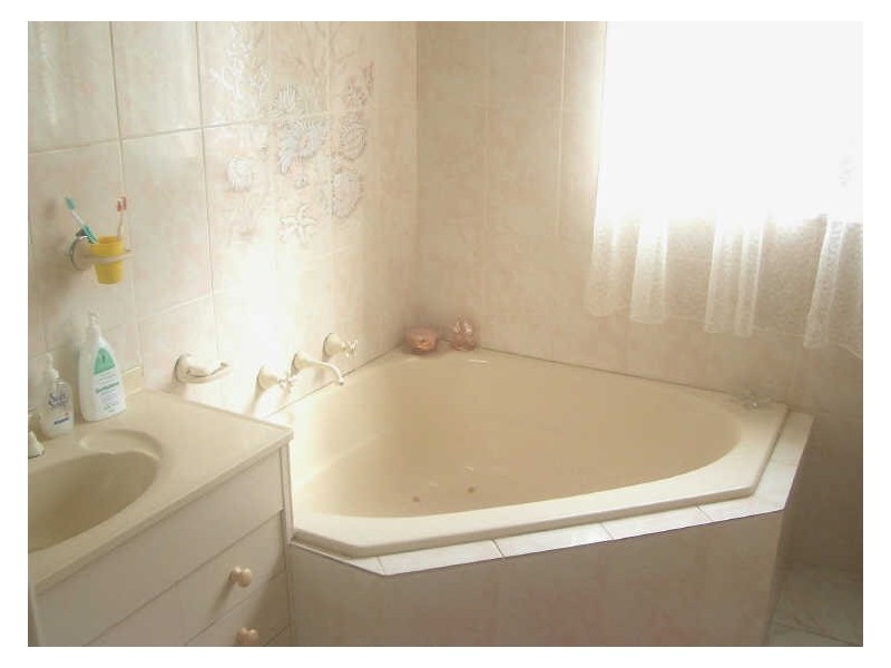 35 Menzies Avenue, Dandenong VIC 3175