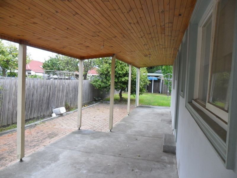 11 Mark Court, Noble Park VIC 3174