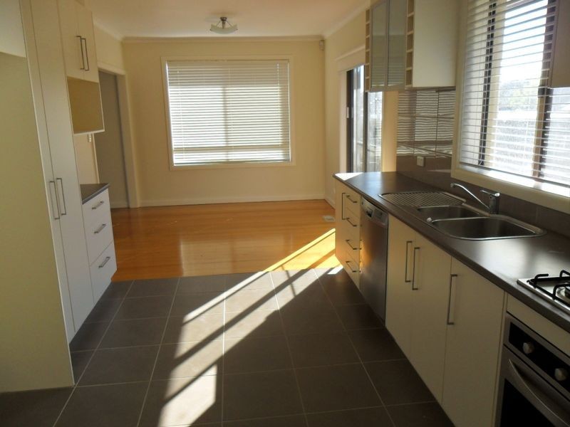 1/32 Parkinson Street, Mount Waverley VIC 3149