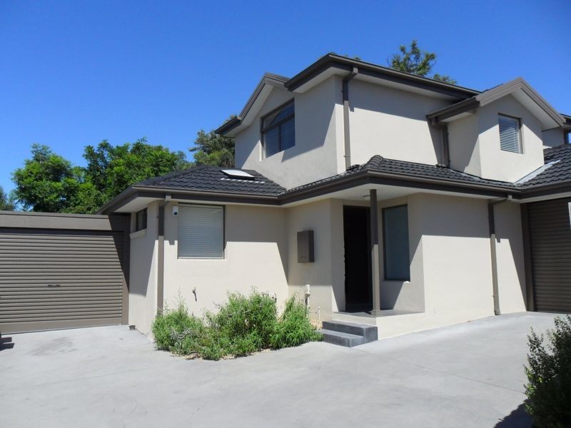 2/32 Parkinson Street, Mount Waverley VIC 3149