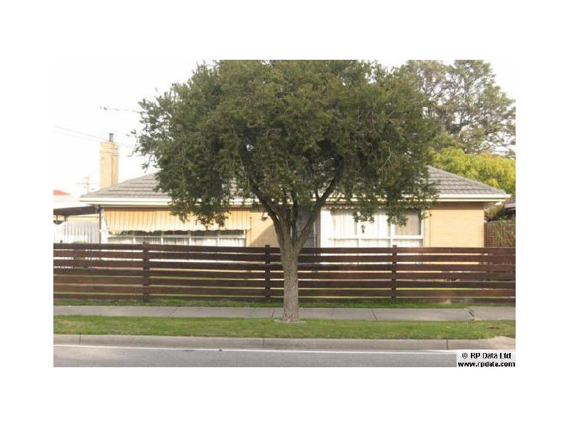 18 Wallarano Drive, Noble Park VIC 3174