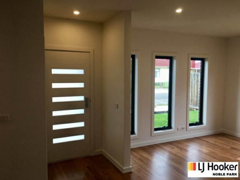 1/32 Union Grove, Springvale VIC 3171