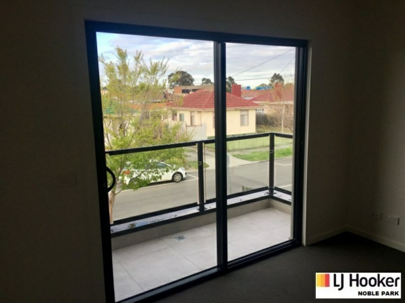 1/32 Union Grove, Springvale VIC 3171