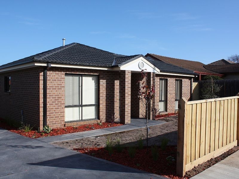 1/4 Seventh Avenue, Dandenong VIC 3175