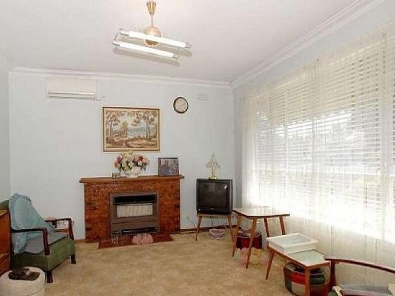 28 Woodward Street, Springvale VIC 3171