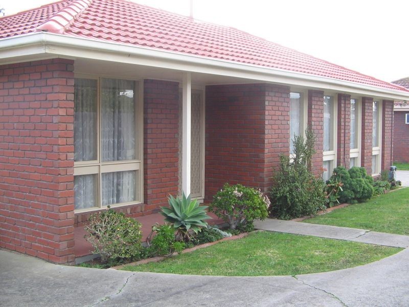 2/23 Henderson, Keysborough VIC 3173