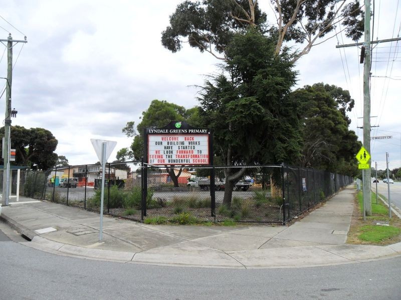 2/19 First Ave, Dandenong VIC 3175