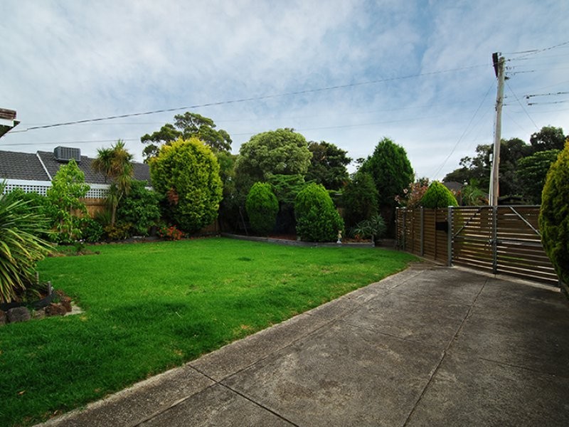 9 Kent Court, Keysborough VIC 3173