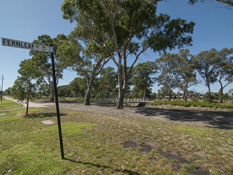 10 Fernleaf Avenue, Keysborough VIC 3173