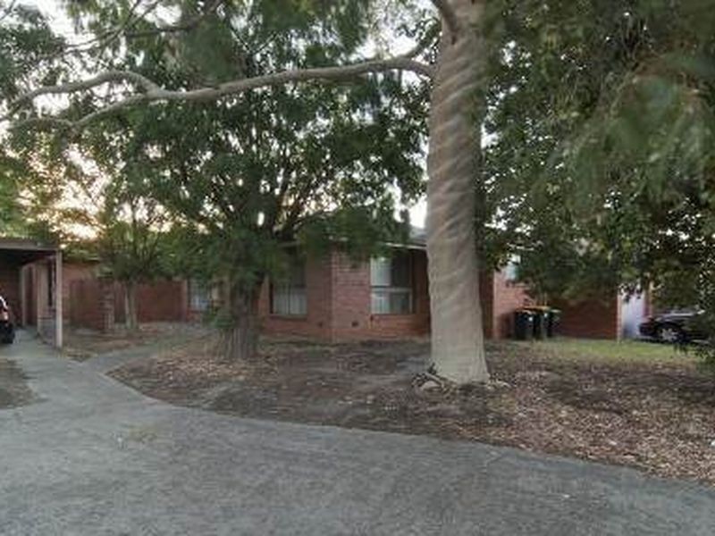 2/296 Corrigan Road, Keysborough VIC 3173