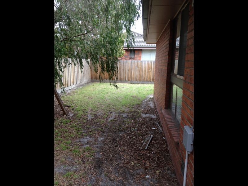 2/296 Corrigan Road, Keysborough VIC 3173