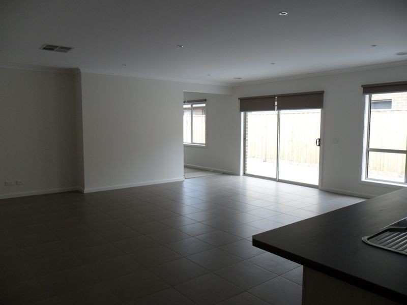 20 Aquanita Close, Lyndhurst VIC 3975