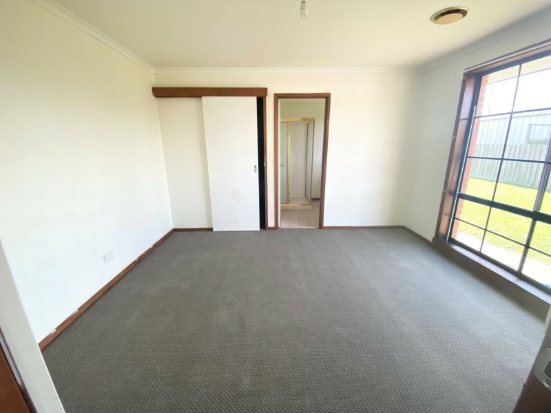 22 Glencairn Avenue, Hallam VIC 3803