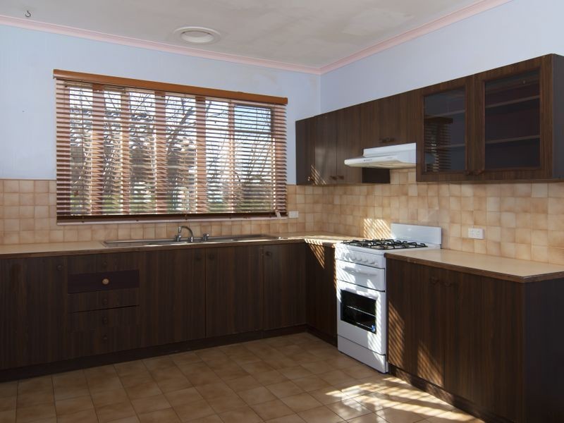 70 Liege Avenue, Noble Park VIC 3174