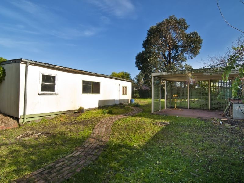 70 Liege Avenue, Noble Park VIC 3174