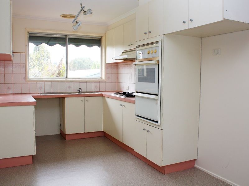 12 Jacksons Road, Noble Park North VIC 3174