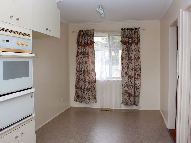 12 Jacksons Road, Noble Park North VIC 3174