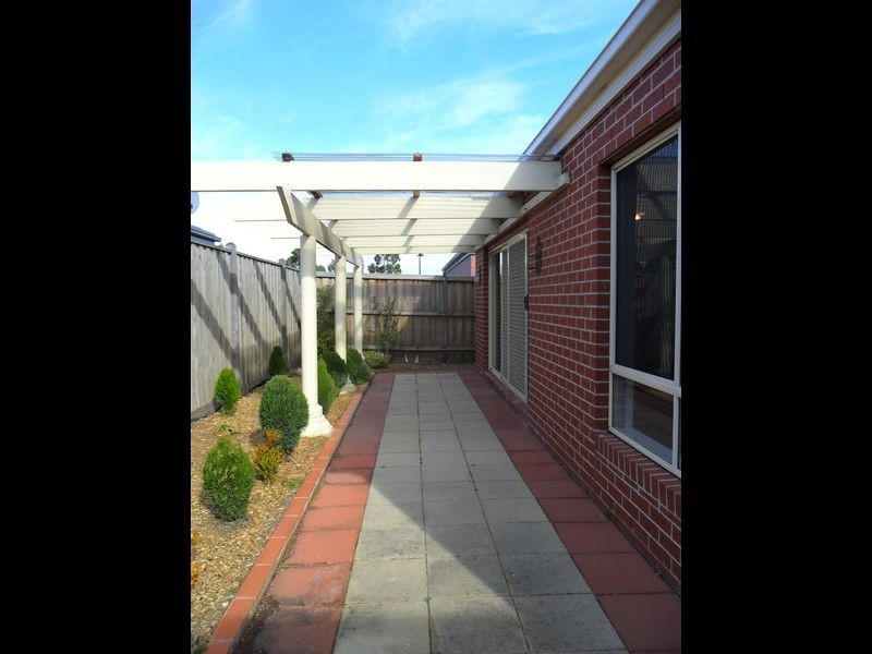 43 Cafardi Boulevard, Keysborough VIC 3173