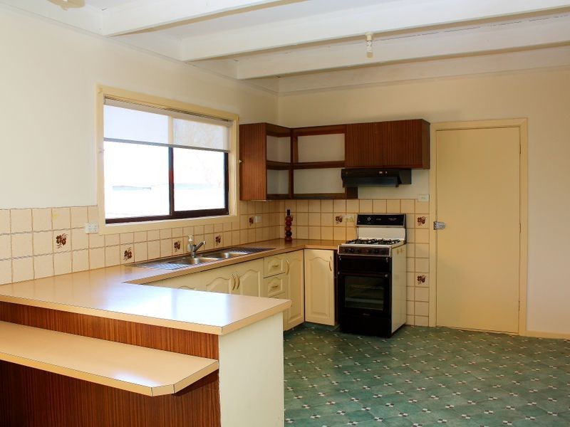 1/5 Simpson Street, Noble Park VIC 3174