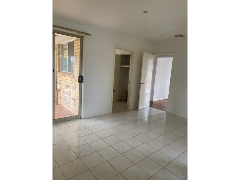 1 Walnut Crescent, Noble Park VIC 3174