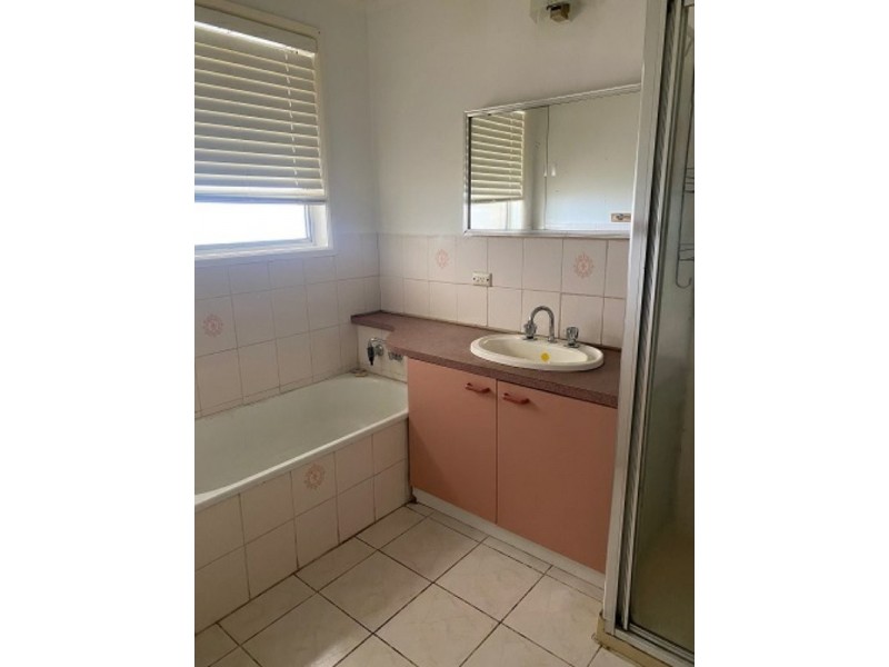 1 Walnut Crescent, Noble Park VIC 3174