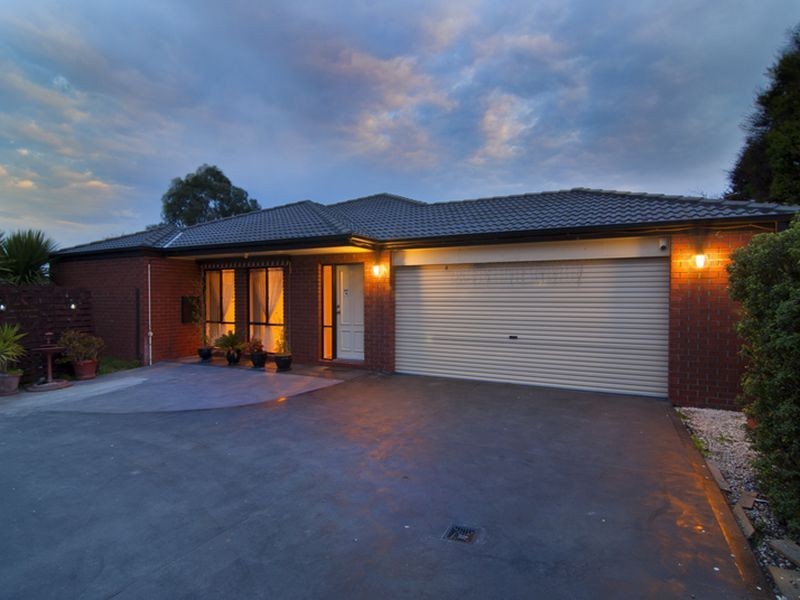 2/12 Rutherglen Street, Noble Park VIC 3174