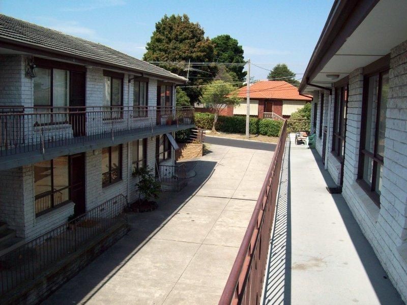 2/10 Larbert Road, Noble Park VIC 3174