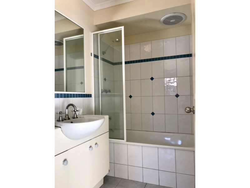 4/1 Briggs Cresent, Noble Park VIC 3174