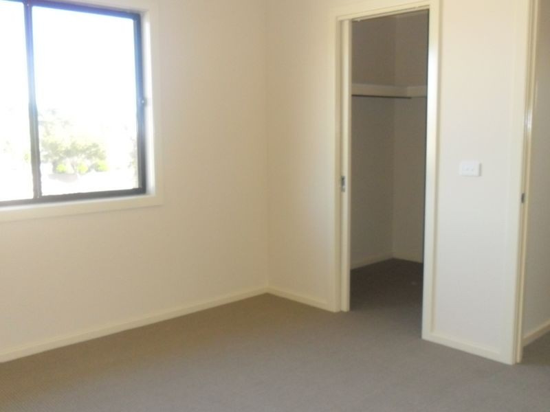 1/1 Rex Court, Noble Park VIC 3174