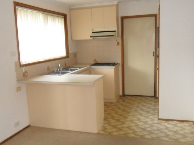 2/100 Ross Street, Dandenong VIC 3175