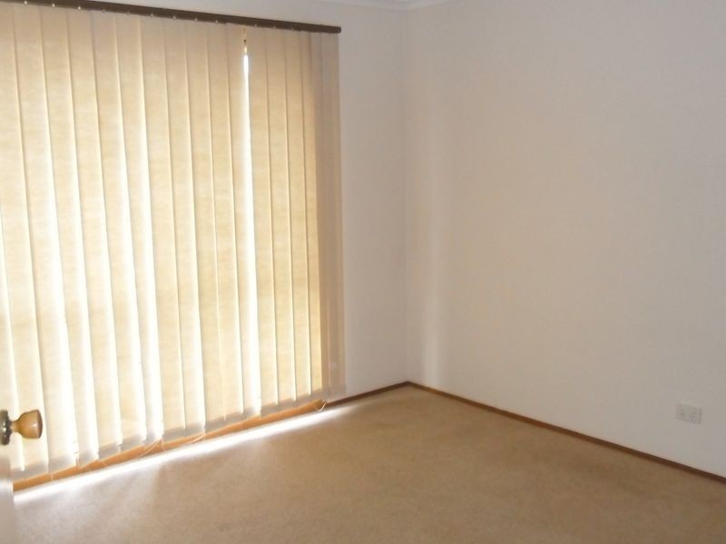 2/100 Ross Street, Dandenong VIC 3175