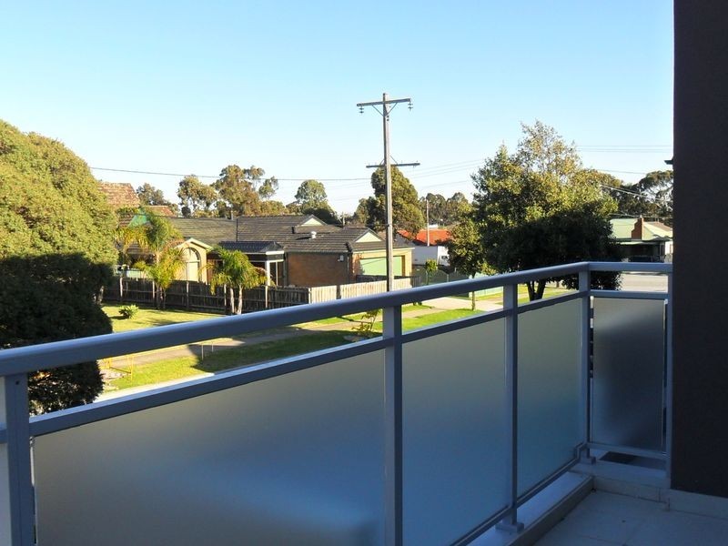 1/1 Fox Street, Dandenong VIC 3175