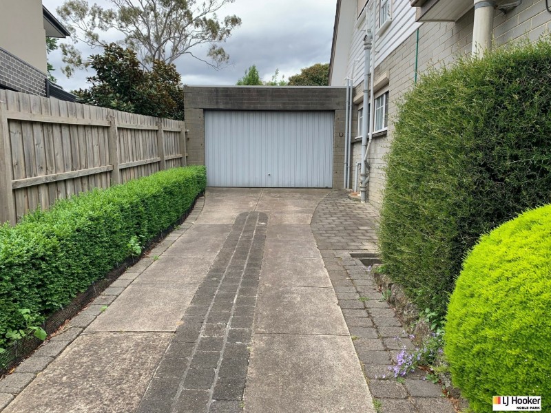 1 Mackintosh Road, Wheelers Hill VIC 3150