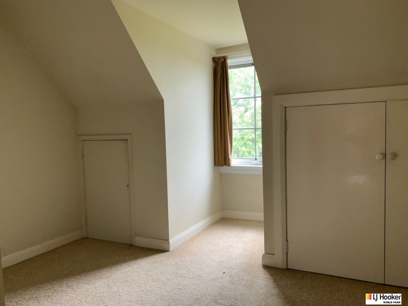 1 Mackintosh Road, Wheelers Hill VIC 3150