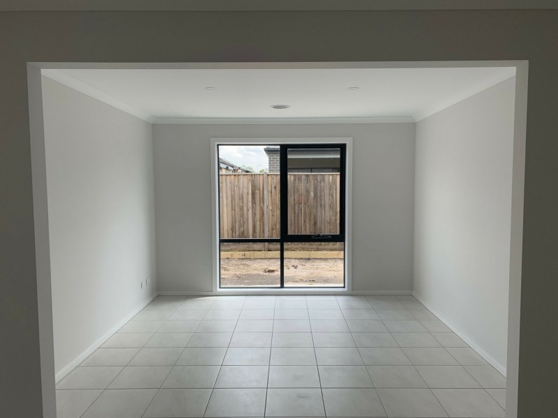 8 Stanley Drive, Officer VIC 3809