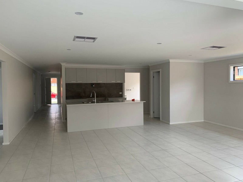 8 Stanley Drive, Officer VIC 3809