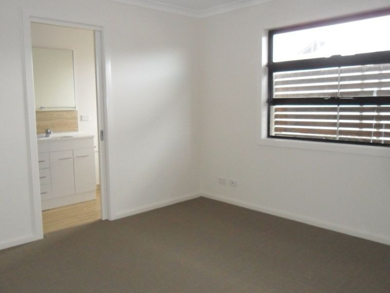 2/17 Knox Street, Noble Park VIC 3174