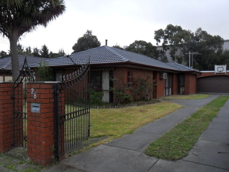 28 Kernot Crescent, Noble Park North VIC 3174