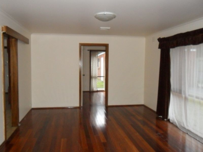 28 Kernot Crescent, Noble Park North VIC 3174