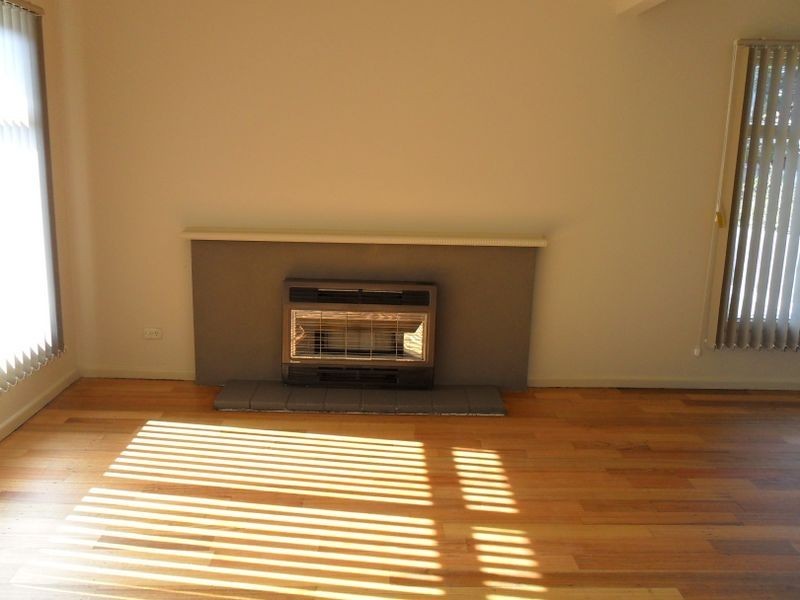 4 Kerrison Avenue, Noble Park VIC 3174