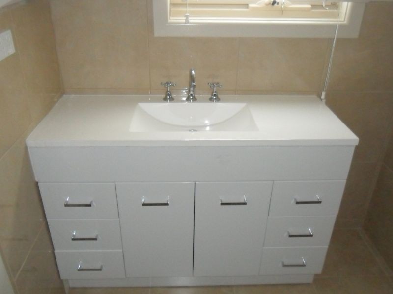 4 Kerrison Avenue, Noble Park VIC 3174