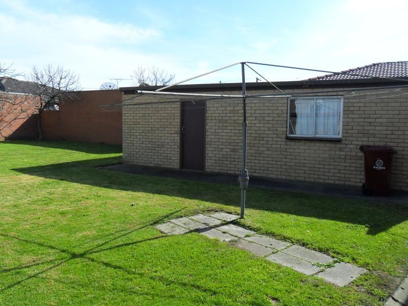 4 Kerrison Avenue, Noble Park VIC 3174